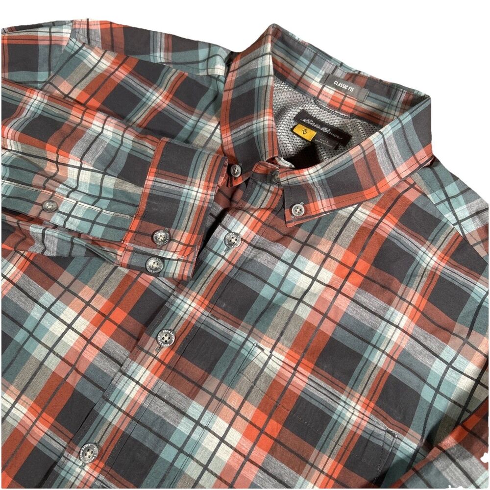 Eddie Bauer Travex Classic Fit Men’s L Plaid Long Sleeve Button‎ Down Hiking